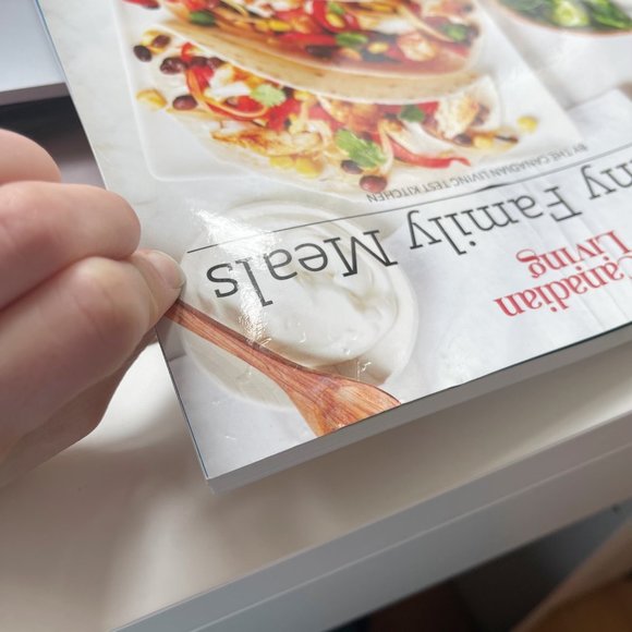 ✨ 2/$20 Family Cookbook | Canadian Living - Picture 4 of 7